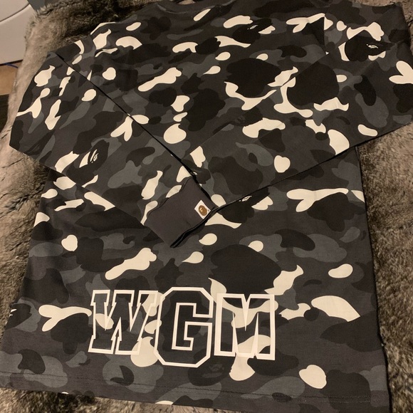 Men’s BAPE Glow in the Dark Longsleeve - Picture 4 of 5
